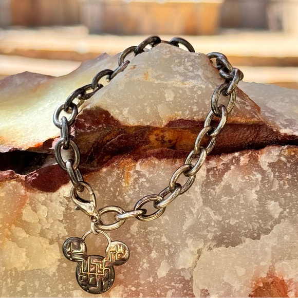 Disney Mickey 1928 Bracelet - Picture 1 of 4
